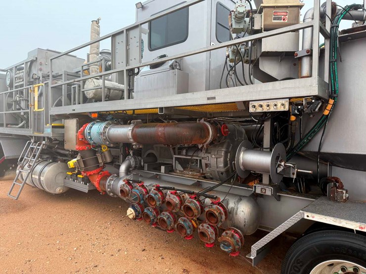 2021-caterpillar-c18-image-8