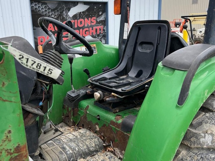 john-deere-4600-image-30