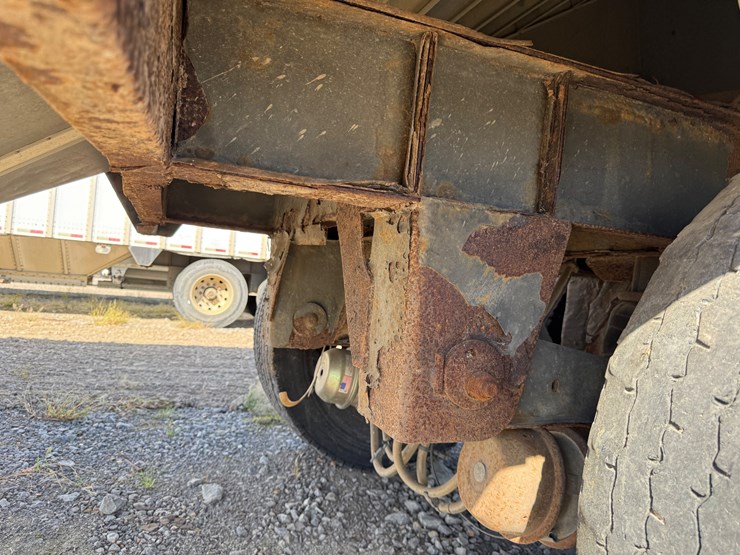 2011-merritt-42-image-25