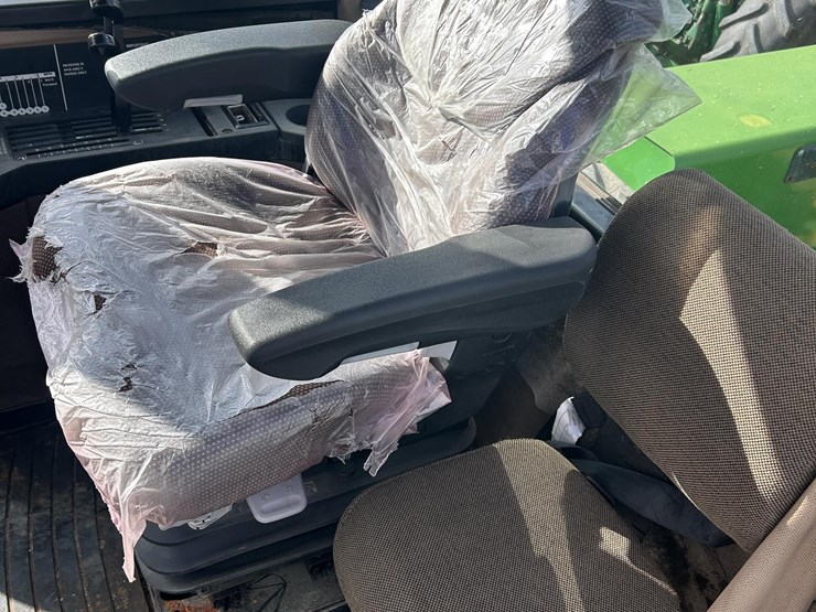 1990-john-deere-8760-image-15