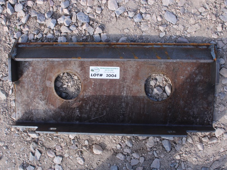 #2004-•-mini-skid-quick-attach-plate-image-1