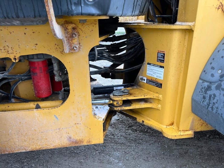 deere-tc54h-image-19