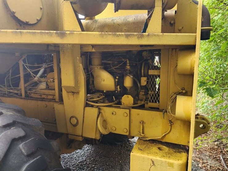 1973-athey-army-fork-lift-model:-artft-6-image-7