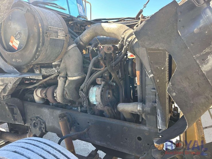 1992-ford-lt9000-image-8