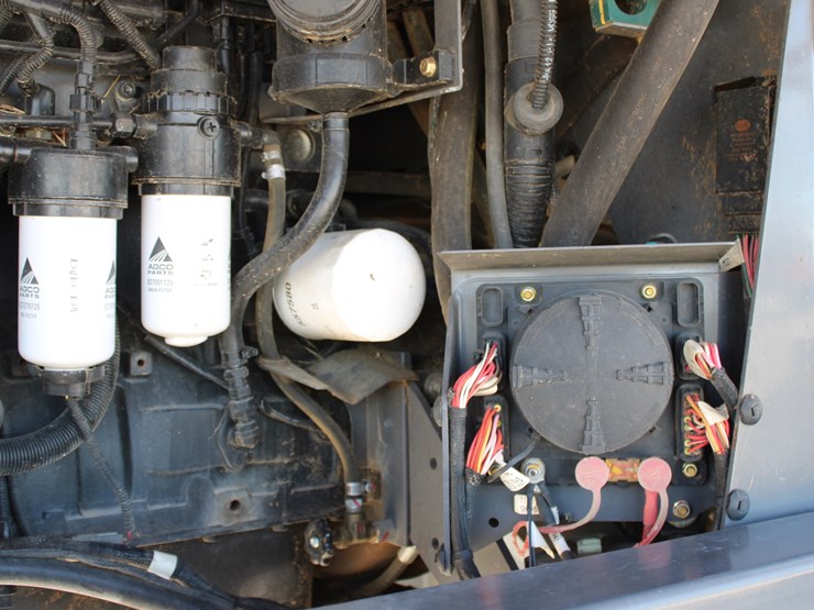 #2065-•-#2065---mf-hesston-wr-9770-swather-image-68