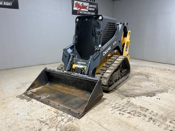 2018-deere-317g-image-2