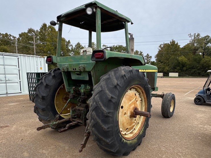john-deere-4430-image-6