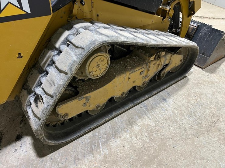 caterpillar-259d-image-17