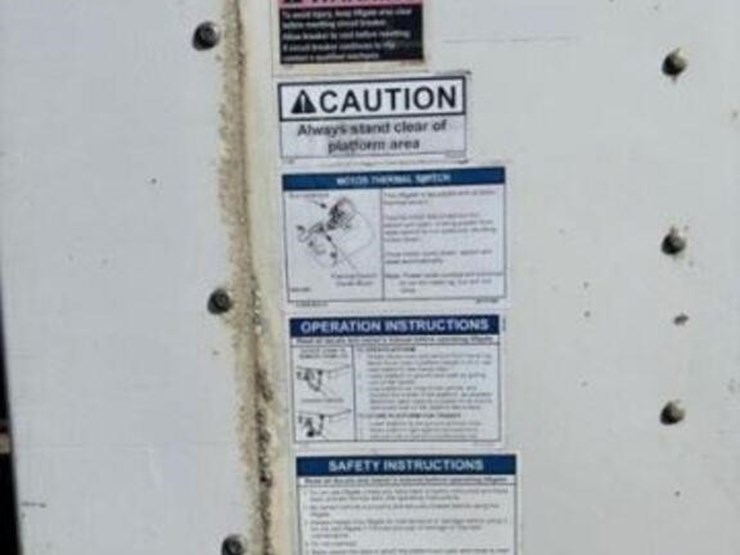 2013-ford-f750-xl-image-29