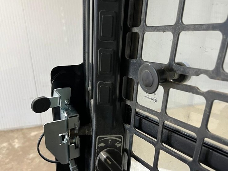 bobcat-t595-image-29