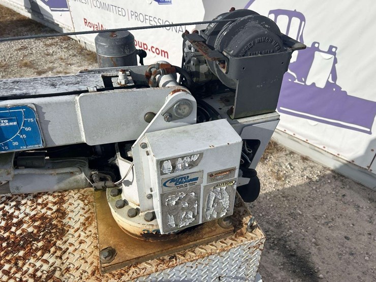 1997-chevrolet-c3500-auto-crane-service-truck-image-22