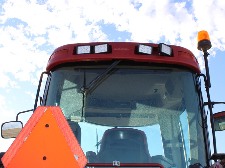 international-4100-image-39