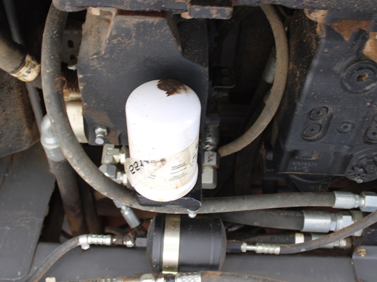 #2065-•-#2065---mf-hesston-wr-9770-swather-image-81