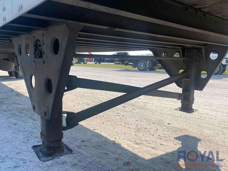 2014-utility-4000dx-image-16