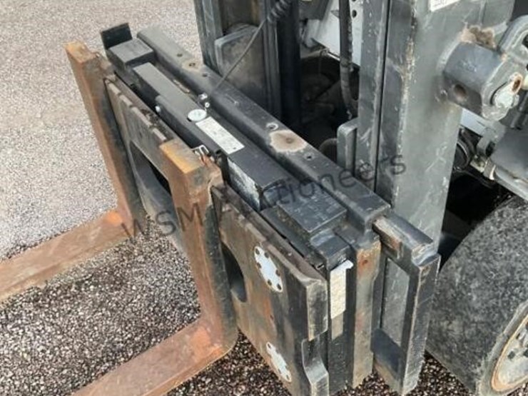 unicarrier-forklift-image-10