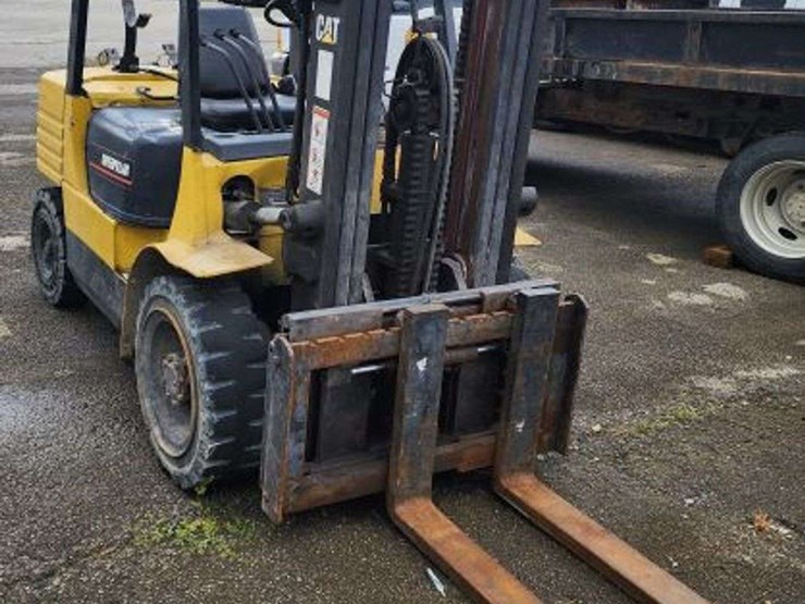 caterpillar-forklift-model:-gp30-image-4