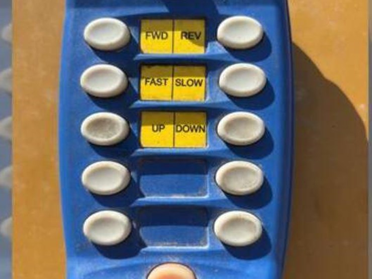 2022-haybuster-h1135-image-12