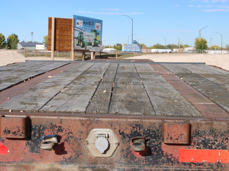 #2064-•-#2064--1980-frontaine-step-deck-trailer-image-15