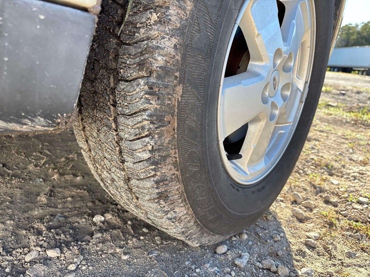 2011-ford-escape-image-25