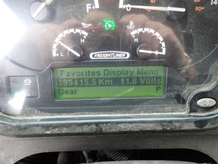 2013-freightliner-mt55-image-12