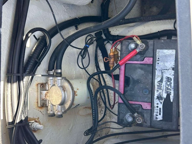 2003-sailfish-188-18ft.-boat-with-s/a-20ft-boat-trailer-image-17