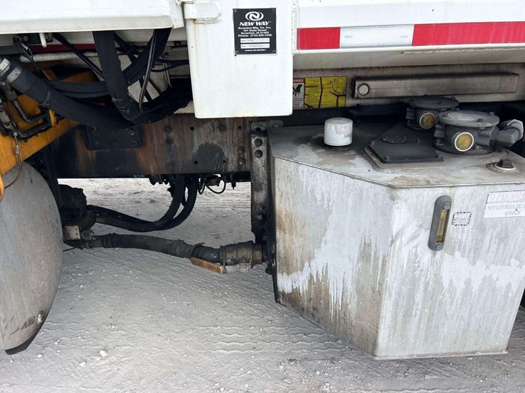 2017-autocar-xpeditor-image-23