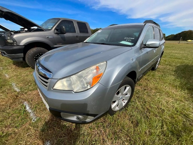 2012-subaru-outback-(at,-awd,-2.5l,-miles-image-3