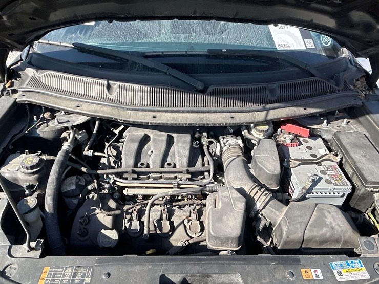 2015-ford-explorer-image-7