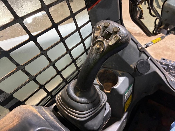 2022-bobcat-t66-image-22