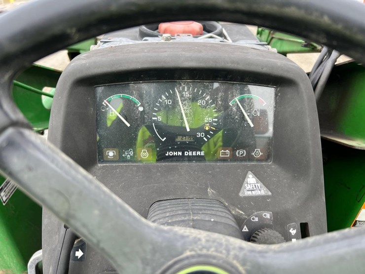 john-deere-4600-image-32