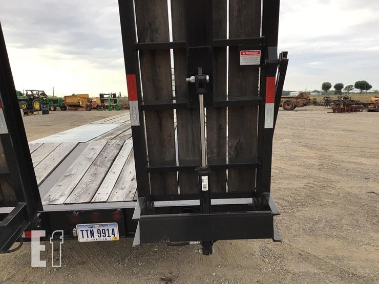 2024-kaufman-51-ft-image-10