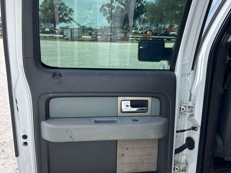 2011-ford-f150-image-22