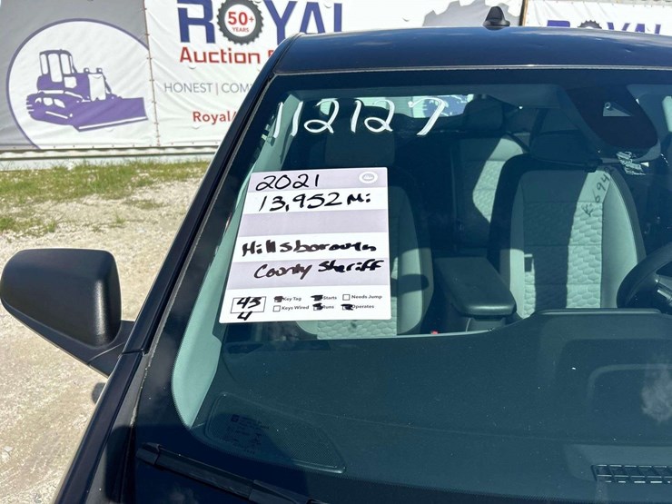 2021-chevrolet-equinox-ls-image-23