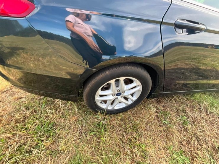 2014-ford-fusion-se-(at,-2.5l,-miles-read-170449,-image-10