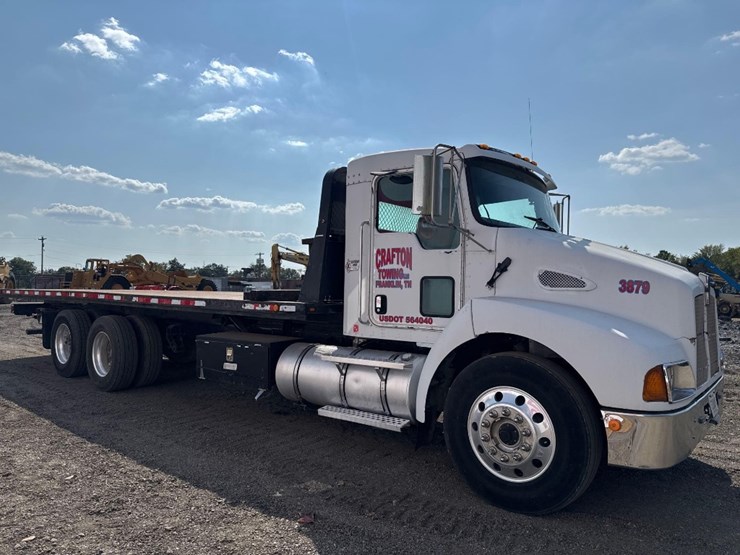 kenworth-rollback-tow-truck-image-4