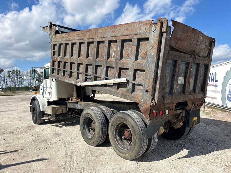 1996-freightliner-fld112sd-t/a-dump-truck-image-4