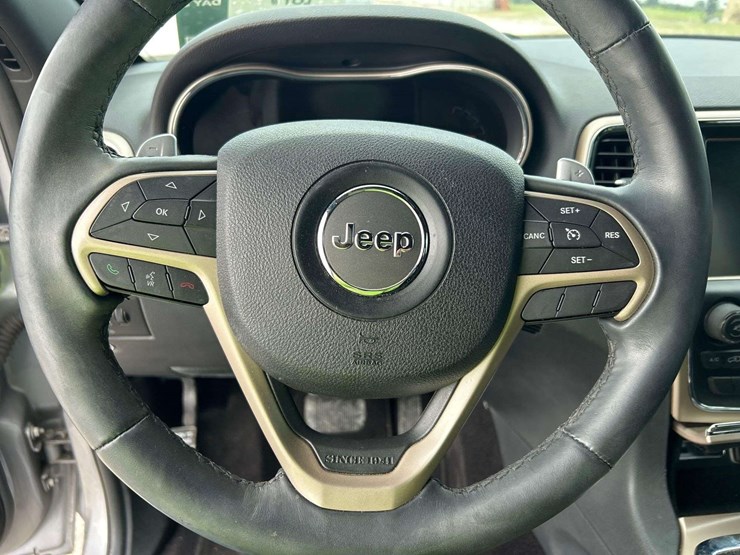 2017-jeep-grand-cherokee-image-13