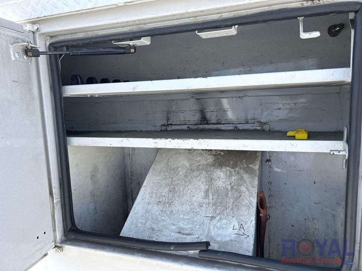 2016-freightliner-m2-106-altec-am50-50ft.-bucket-truck-image-23