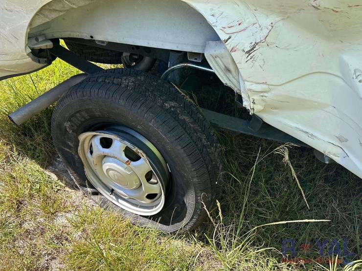 2021-ford-f150-image-24