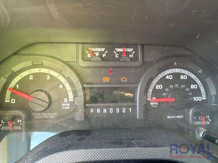 2009-ford-e450-image-14