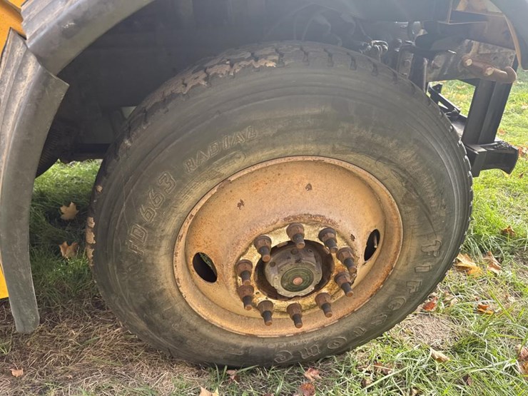 2001-caterpillar-c12-image-75