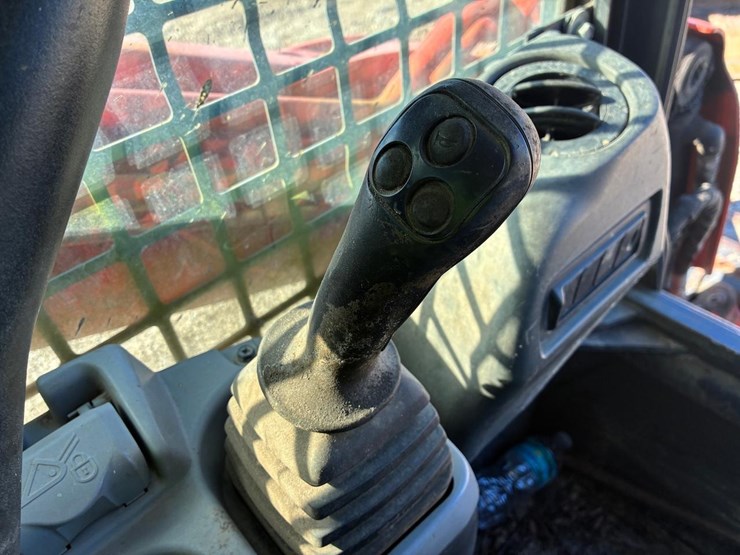 kubota-svl75-2-image-24