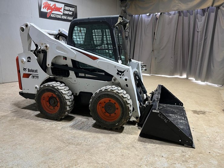 2017-bobcat-s770-image-6