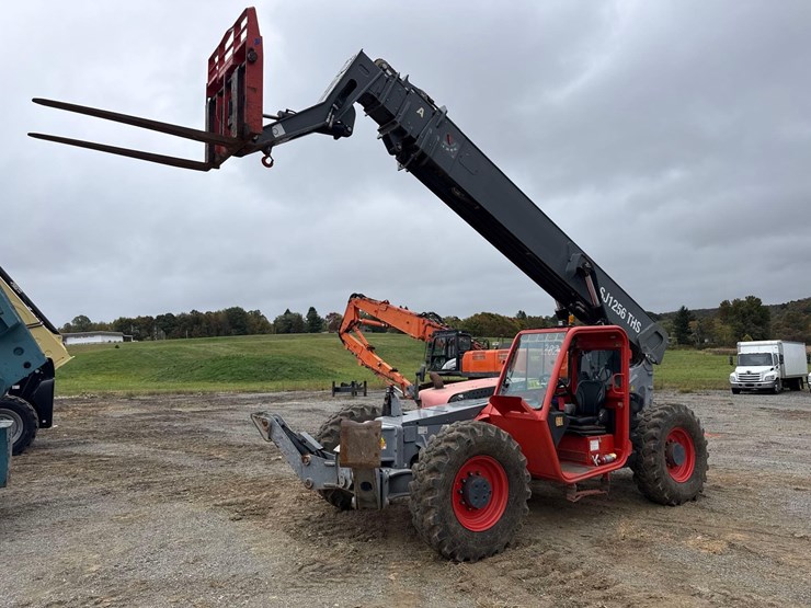 2017-skyjack-sj1256ths-image-23