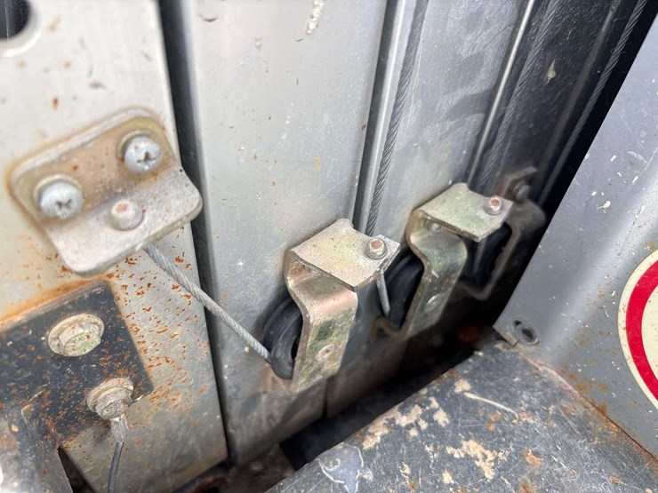 2016-jlg-20mvl-19ft-aerial-platform-lift-image-9