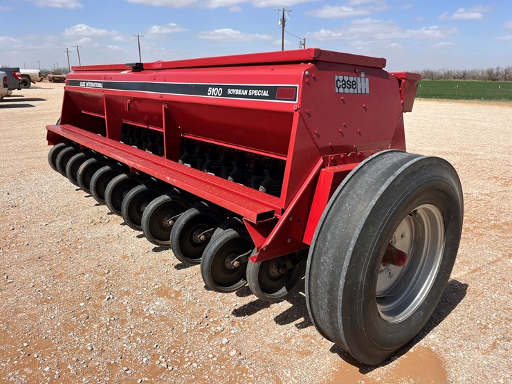 case-ih-5100-image-8