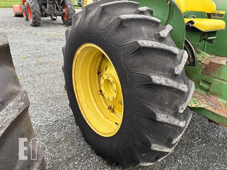 1979-john-deere-2440-image-7