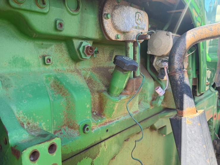 john-deere-8420-image-36