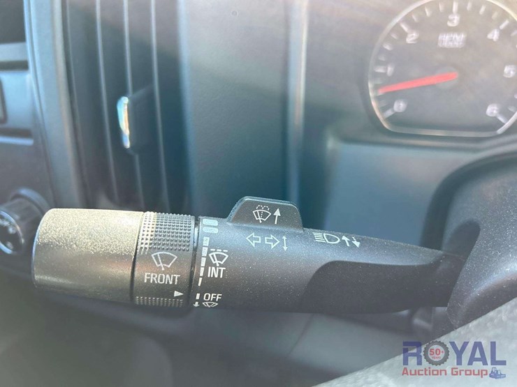 2015-chevrolet-1500-image-13