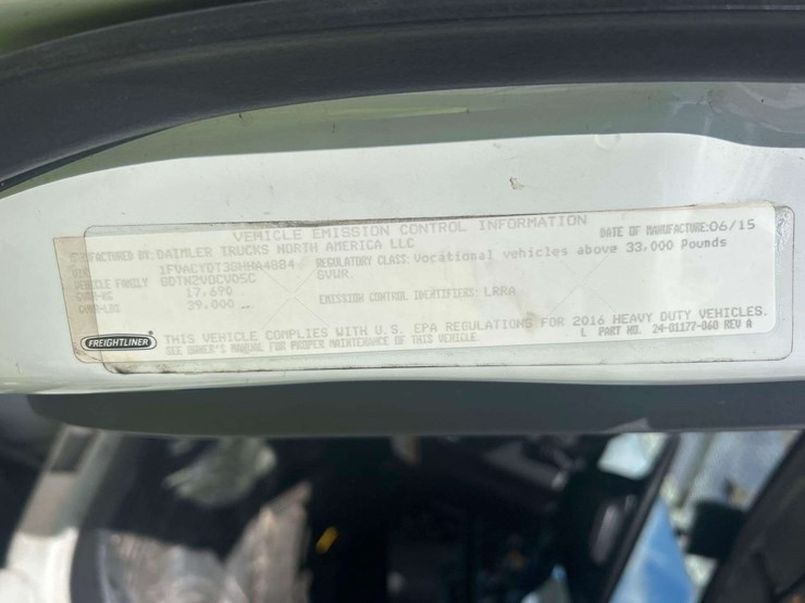 2016-freightliner-m2-106-altec-am50-50ft-bucket-truck-image-5